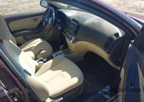 2009 Hyundai Elantra Gls z USA, uszkodzony, nr VIN KMHDU46D49U816962